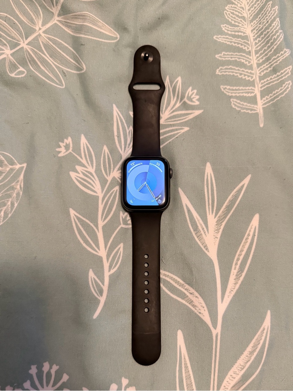 Apple Watch Series 4 GPS 44mm Space Gray Alum, Black Sport Band 92% Batt Health